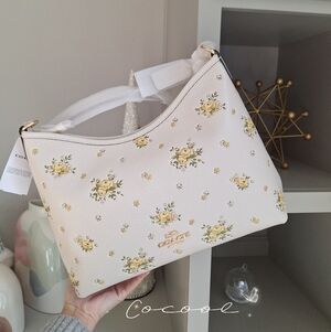 NWT Coach Laurel Shoulder Bag With Floral Print CAL43 New Packaged